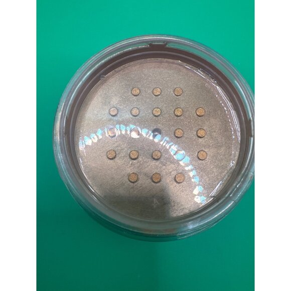 Golden Hour Illuminating Dust By KAB Cosmetics 5g Loose Highlighter - Picture 3 of 5